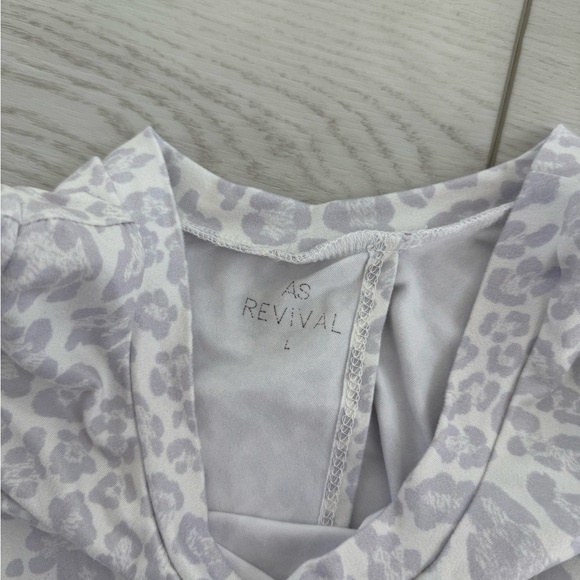 As Revival Leopard White Gray Tank Top - Picture 3 of 4